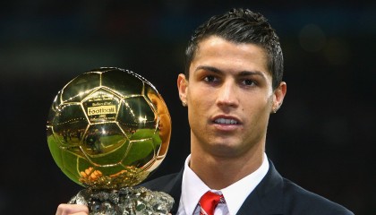 开云体育中国-2026世界杯焦点战，曼联的巴黎收割，足球权力版图的重构序曲