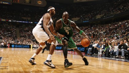 开云体育中国-上海队节奏掌控雷霆，保罗如何成为撕裂防守的关键先生