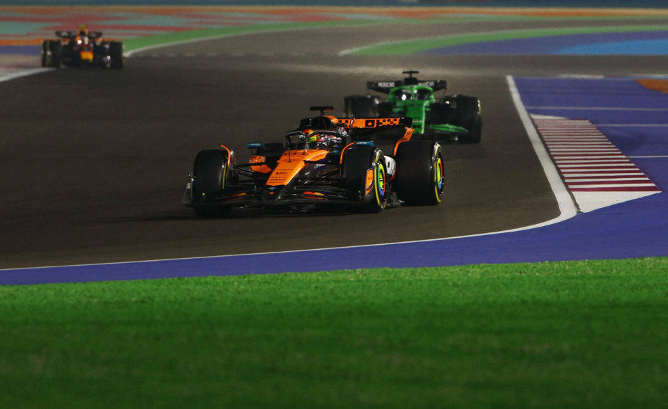 红牛二队翻盘威廉姆斯，皮亚斯特里点燃赛场